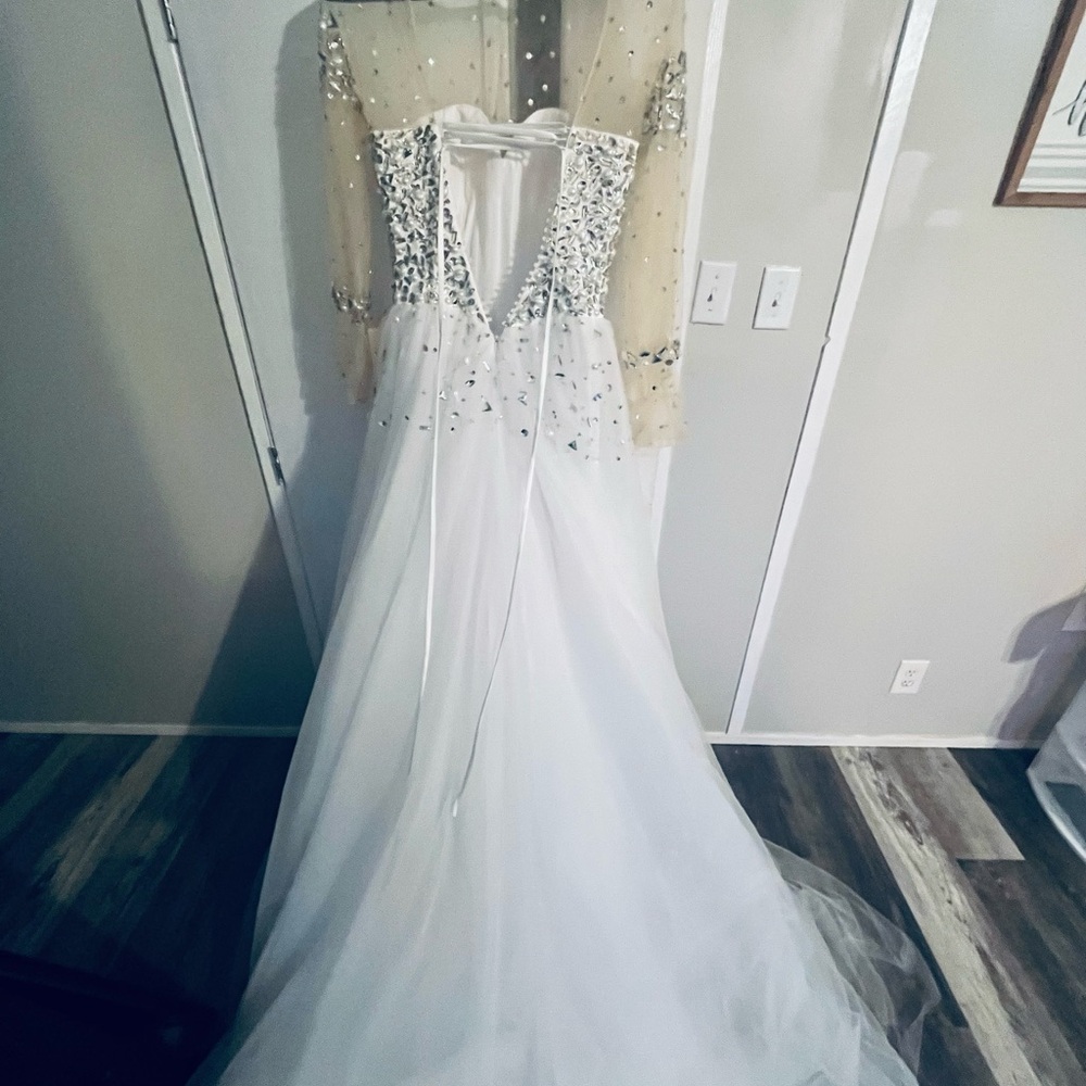 Elegant White Wedding Dress with Crystal Embellishments